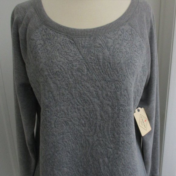 St. John's Bay Heather Grey Sweatshirt - Picture 6 of 9